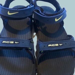 Vintage Nike ACG Sandals